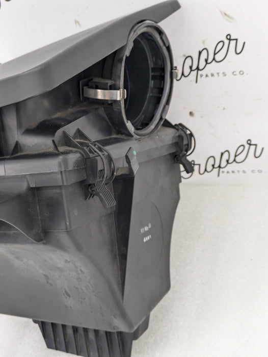 BMW E46 330Ci 330i M54B30 3.0 Intake Muffler Upper & Lower Air Filter Box 7601972/7501975