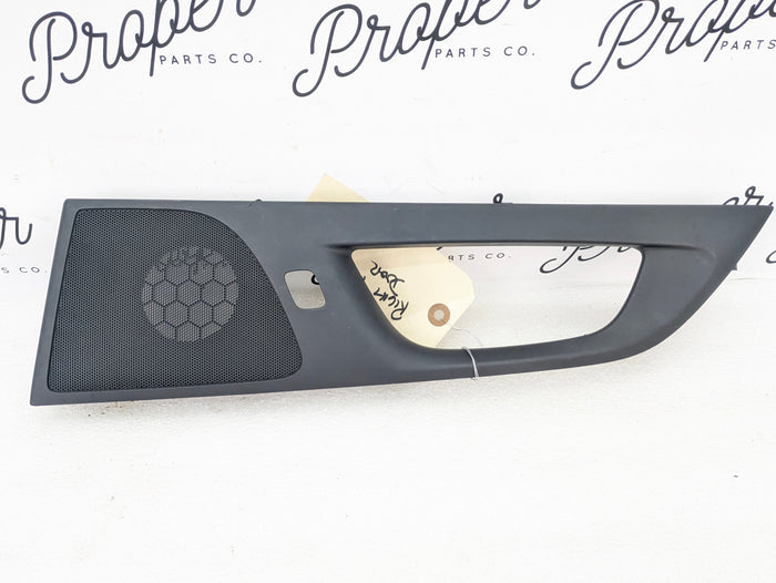 2021 Volvo V60 T6 R-Design Rear Right Interior Door Handle Trim 30747554