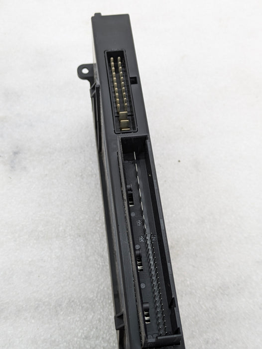 BMW E90 E91 E92 E93 3 Series Junction Box Body Control Module JBE 3 BCM 9267209