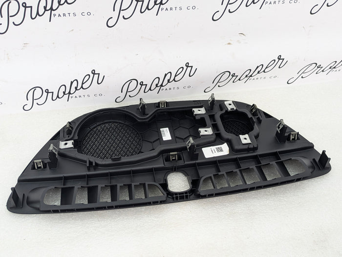 2021 Volvo V60 T6 R-Design Dashboard Speaker Trim Cover Grille 31651961/31467496