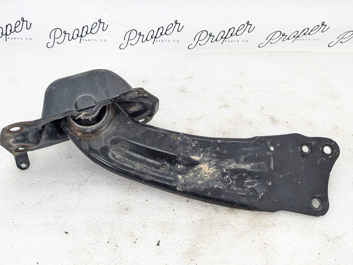 2016-2018 Audi 8U Q3 Quattro AWD Right Rear Control & Trailing Arm Perch Set 1K0501529F