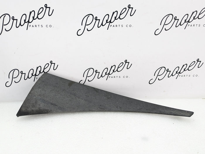 Chevrolet C7 Corvette Stingray Rear Right/Passenger Side Splash Shield Wheel Arch Molding Trim 23489905