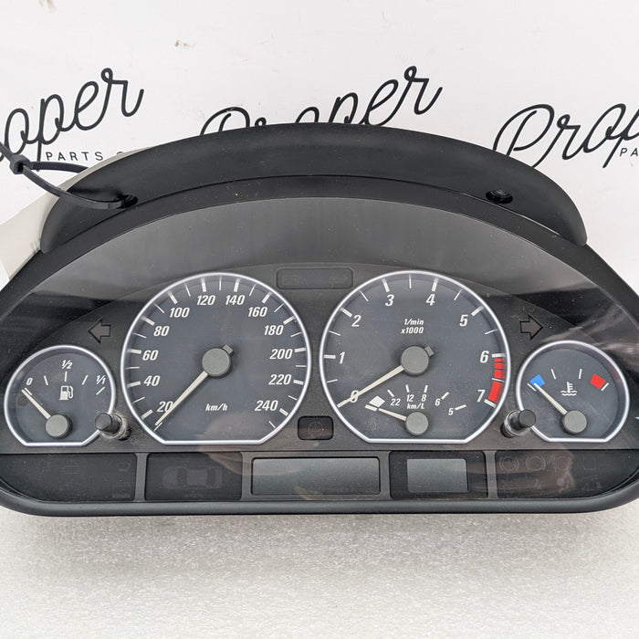 BMW E46 330Ci Coupe/Convertible JAPAN Grey Face Silver Ring Speedometer Automatic KMH Gasoline Instrument Gauge Cluster 6911321