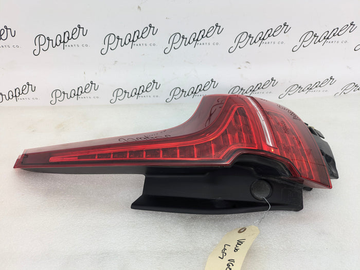 2021 Volvo V60 T6 R-Design Rear Right/Passenger Side Outer Tail Light 32291361