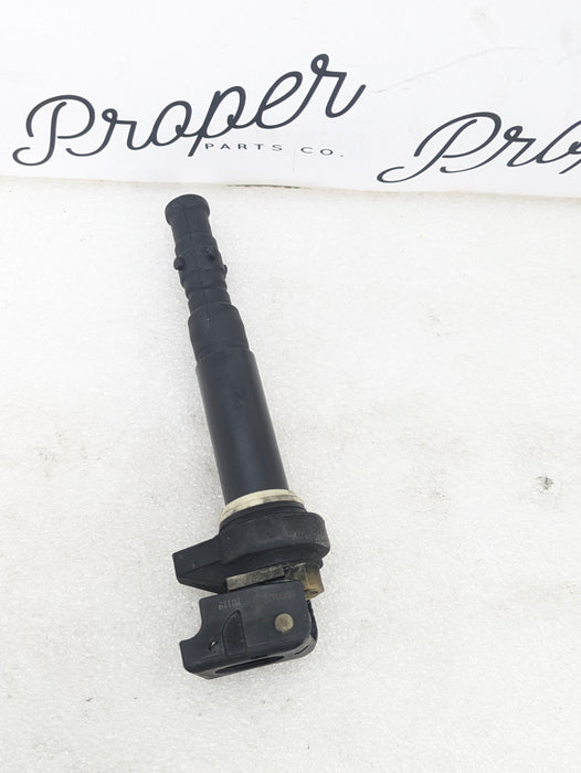 BMW E60 E61 M5/E63 E64 M6 S85 V10 Engine Ignition Coil Pack 7835108