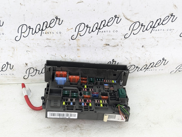 BMW E90 E91 E92 E93 3 Series Front Power Distribution Fuse Box 9119444