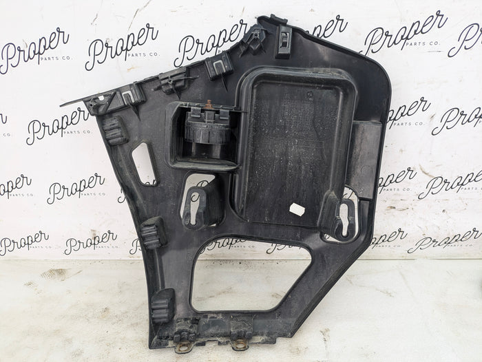 BMW F22 F23 228xi M235xi 230xi M240xi M Sport Right/Passenger Side Rear Bumper Mount Guide Bracket 7285534