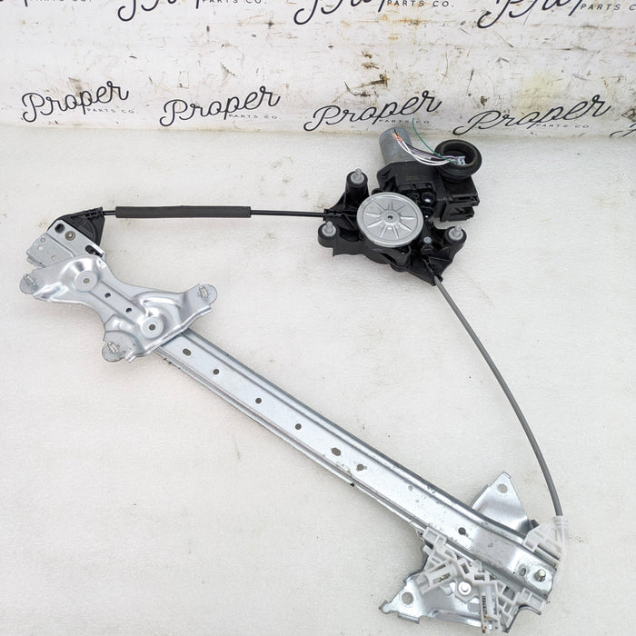 Toyota GZEA14 GR Corolla Front Left/Driver Side Door Window Regulator & Motor 85720-12570