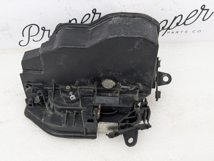 BMW M2 M3 M4 M5 X3 X4 X5 Front Right Door Lock Actuator 7167074 / 51217202146