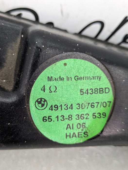 BMW E39 Front Left Door Stereo HiFi Speaker Box 8362539 *Damage*