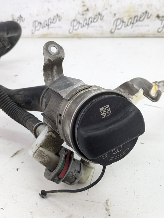 BMW G22 430xi M440xi Gas Fuel Filler Neck Assembly & Cap 16118485970/8485972/7470341