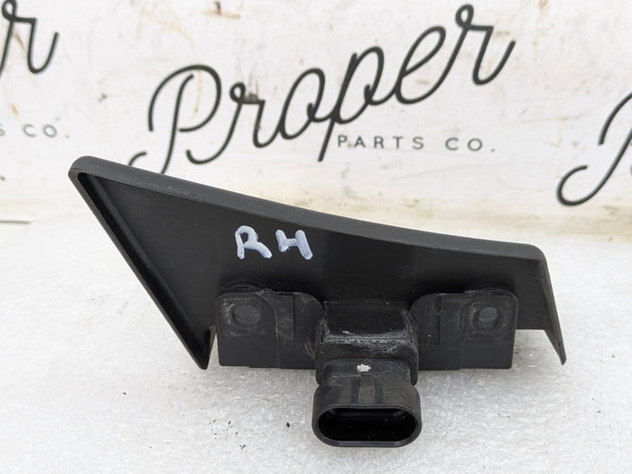 Chevrolet C7 Corvette Stingray Z51 Right/Passenger Side Exterior Door Latch Release Button Switch & Trim 10446243