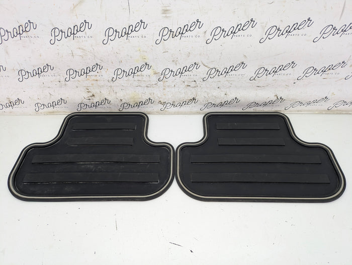 2015 Chevrolet 5th Gen Camaro 2SS Rubber/Winter Floor Mats Set 22766717 *DAMAGED*