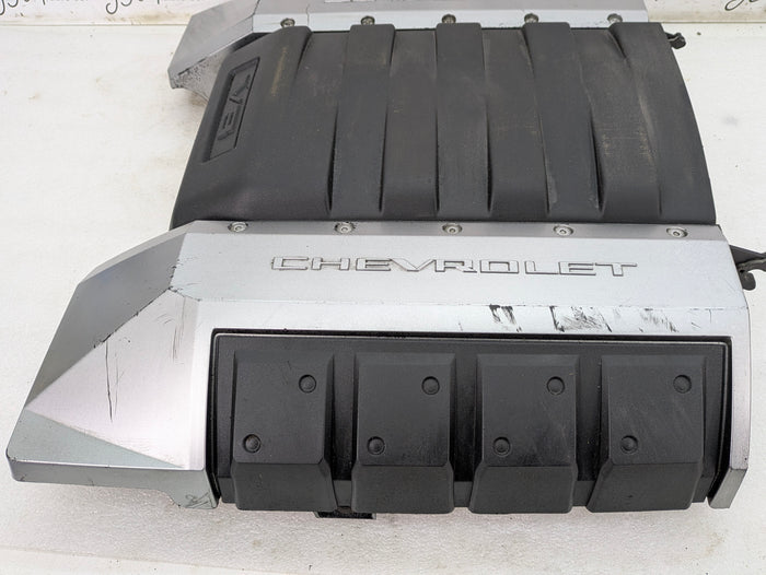 2010-2015 Chevrolet 2SS LS3 V8 Factory Engine Cover & Bracket 92246784 *Damaged*