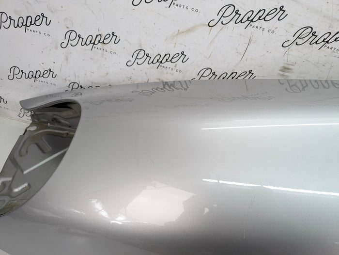 Porsche 986 Boxster S/996 911 Left/Driver Side Front Fender Arctic Silver Metallic (9TU/X1) 99650303106GRV