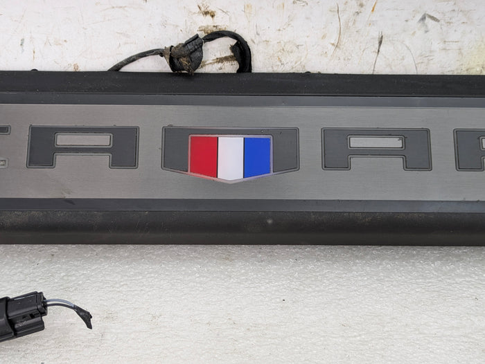 2018 Chevrolet 6th Gen Camaro 2SS Coupe Left Or Right Side Illuminated Door Sill Trim Panel 84127637 *DAMAGED*