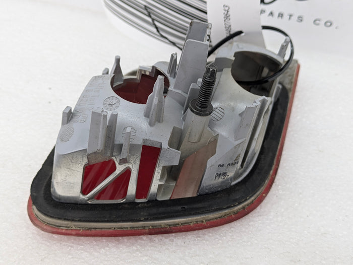 BMW E46 M3 330ci 328ci 325ci 323ci Coupe/Convertible Inner Right Trunk Tail Light 6920706