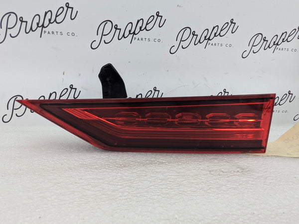 2021 Volvo V60 T6 R-Design Rear Right/Passenger Side Inner Hatch Tail Light 31468187 *DAMAGED*