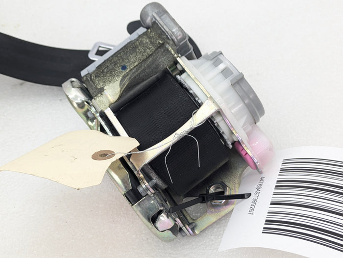 2015-2018 Audi 8U Q3 Front Right Seat Belt Retractor & Tensioner 8U0857706/8U0857620