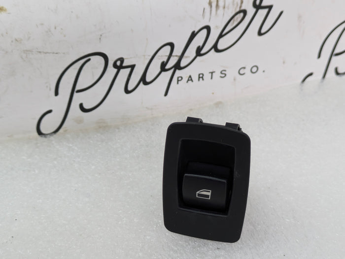 BMW E92 E93 E90 E91 M3 335is 335xi 335i 328i 328xi Right/Passenger Side Window Switch 6945874