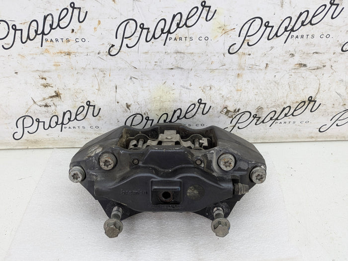 2018 Chevrolet 6th Gen Camaro 2SS Rear Right Passenger Caliper Black OEM Brembo 23399524