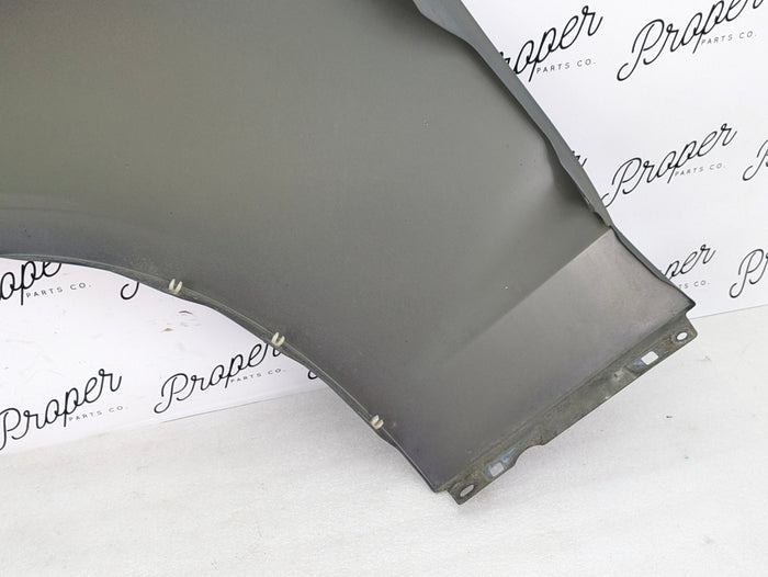2021 Volvo V60 T6 R-Design Front Right/Passenger Side Fender Osmium Gray Metallic (714)