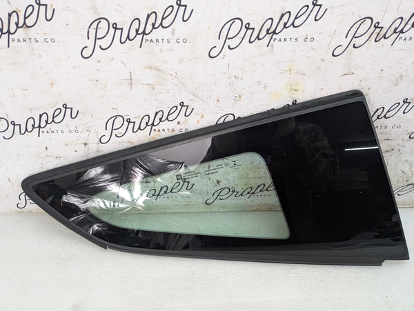 Chevrolet C7 Corvette Stingray Z51 Rear Right/Passenger Side Quarter Window Glass 84250099