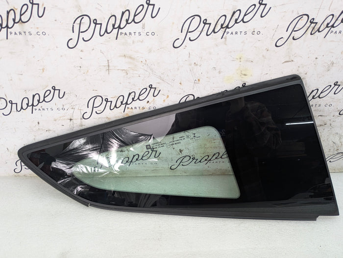 Chevrolet C7 Corvette Stingray Z51 Rear Right/Passenger Side Quarter Window Glass 84250099