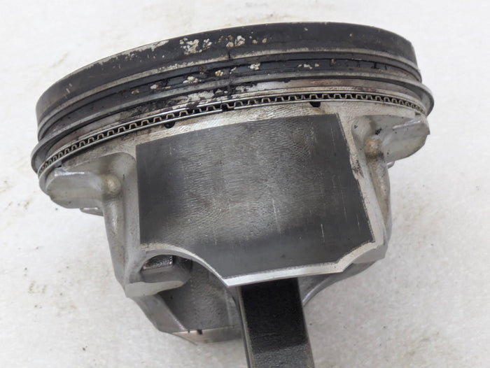 Chevrolet C7 Corvette Stingray Z51 LT1 Gen V Engine Right Side Piston & Connecting Rod #4 12654243 *NOTE*