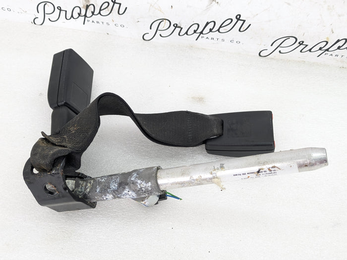 BMW E90 E91 325xi 335xi 330xi 328xi 323i M3 Right/Passenger Side Rear Seatbelt Buckles 7127224/3052788