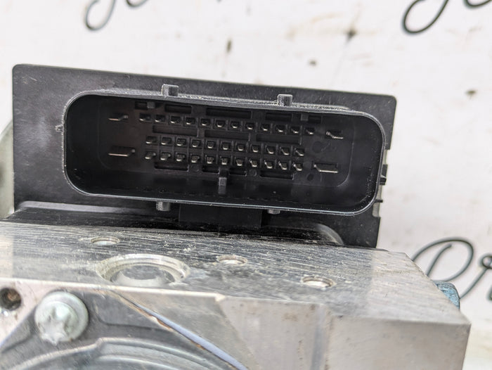 BMW E92 E90 E91 335xi 330xi 328xi 325xi AWD Anti-Lock Brake ABS Pump DSC Hydraulic Module 6780161/6764671