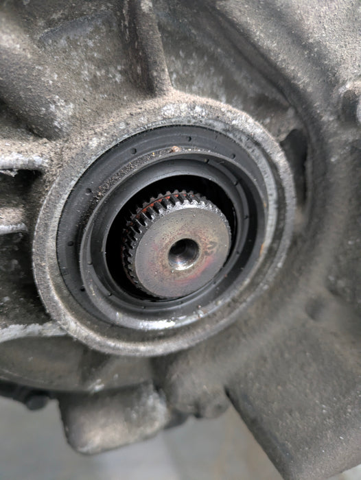 Chevrolet C7 Corvette Stingray Z51 Manual Transmission Rear LSD Differential 3.42 Axle Carrier 24255988