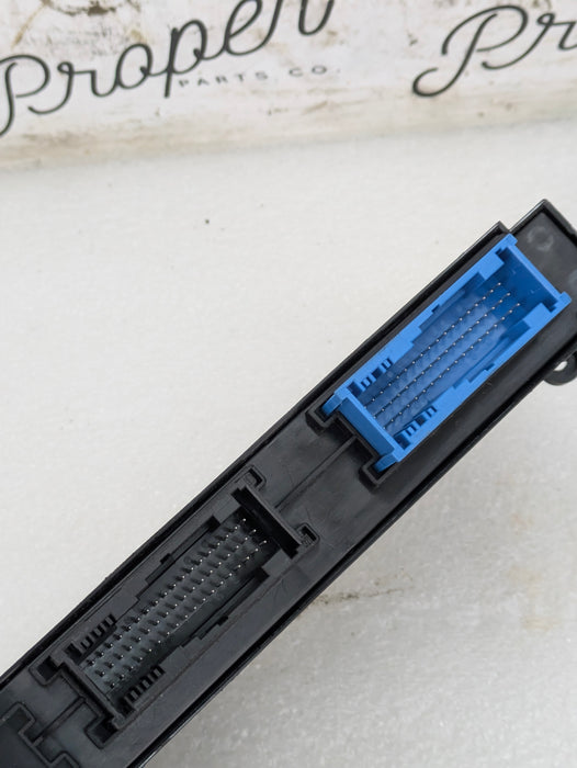 BMW E92 E90 E91 E93 3 Series Junction Box BCM Body Control Module 9264568
