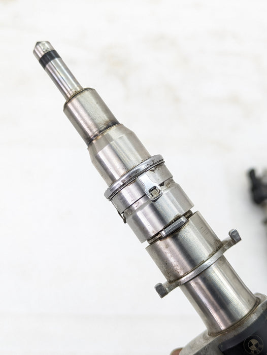 BMW E90 E92 E93 335i 335xi N54 High Pressure Fuel Injectors Index 9 (Set Of 6) 7585261-09 *Damaged*
