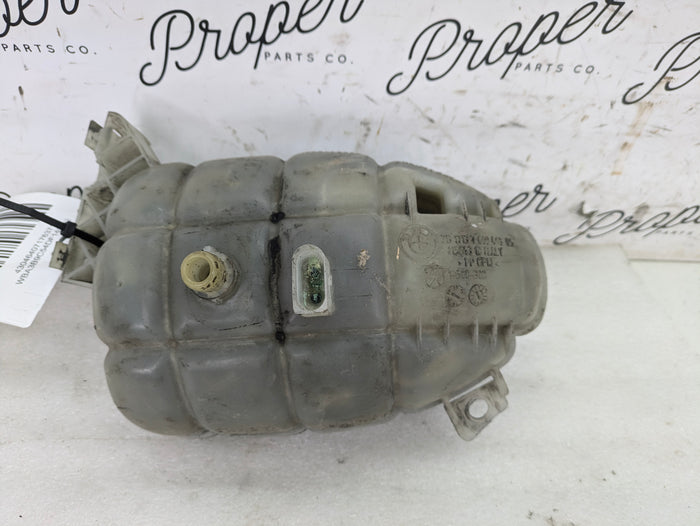 *Damaged*BMW F30 F32 F33 F36 335xi 335i 435xi 435i N55 Coolant Reservoir Expansion Tank 7609468