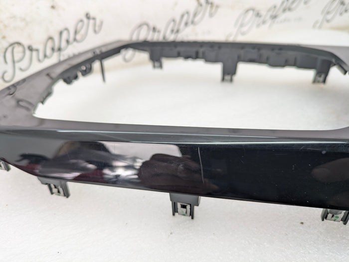 BMW G22 G23 G20 G26 430ix 330ix 330ex Piano Black Gloss Center Console Trim/Cubby 9R809358508/6806796
