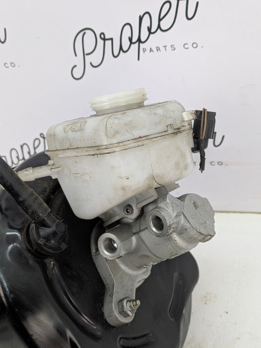 BMW F36 435xi Brake Booster & Master Cylinder Assembly 6872135