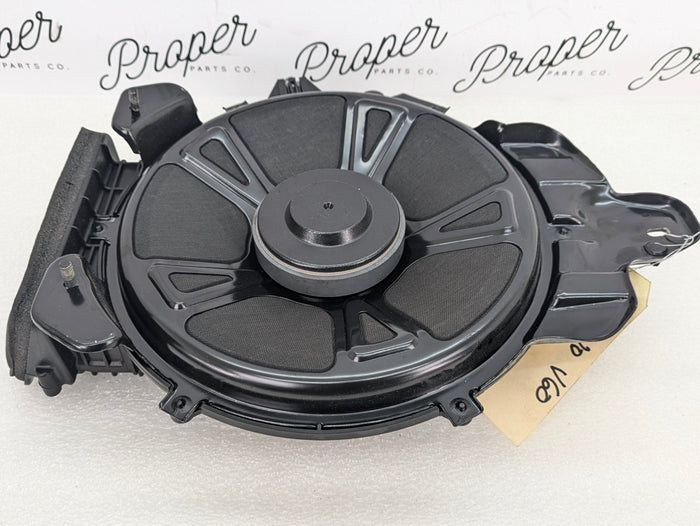 2021 Volvo V60 T6 R-Design Audio Subwoofer Sub Speaker 31456823
