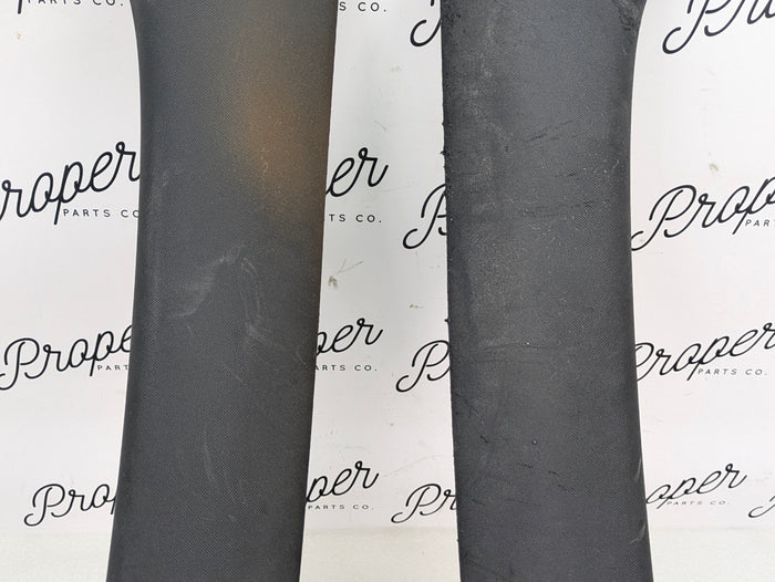 2021 Volvo V60 T6 R-Design Left & Right Black A Pillar Trim Set 31479191/31479193