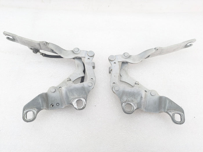 BMW E90 E91 E92 E93 3 Series Left Right Hood Hinge Set 7115263/7115264