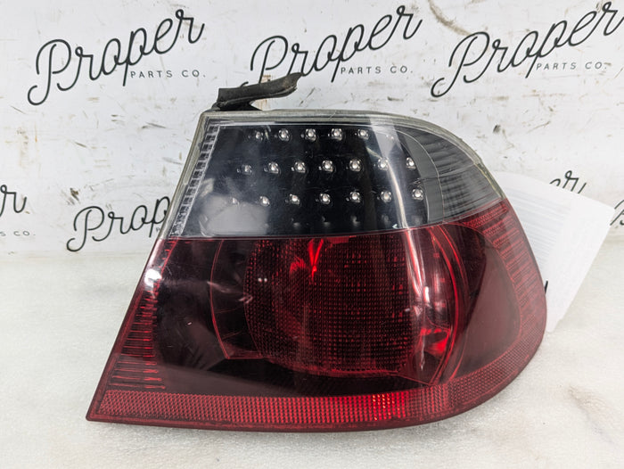 BMW E46 M3 330Ci 325Ci Coupe LCI Rear Right Smoked LED Tail Light 6920700