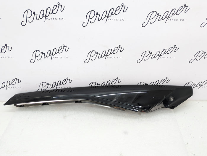 Chevrolet C7 Corvette Stingray Right/Passenger Side Exterior A Pillar/Windshield Trim 23163510