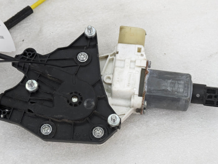 BMW F22 F23 228xi M235xi 230xi M240xi F87 M2 Front Right/Passenger Side Window Regulator & Motor 7046032/7268448