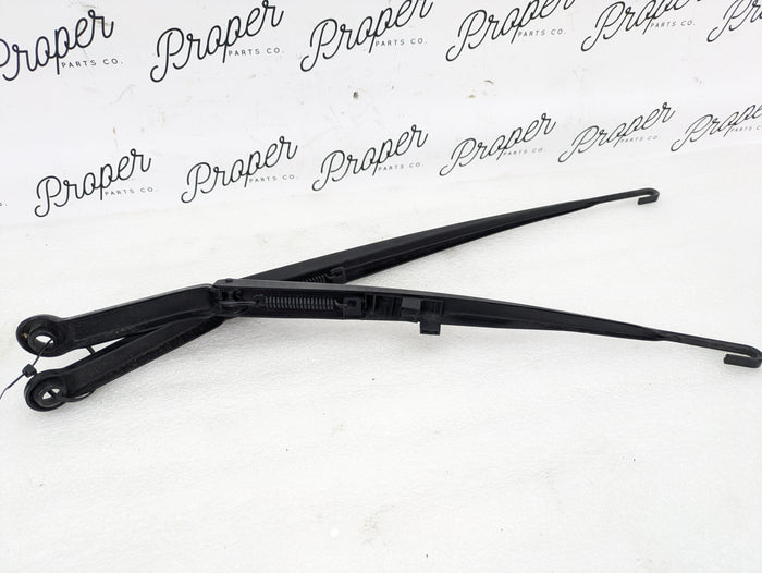 BMW E46 M3 330ci 328ci 325ci 323ci 320i Windshield Wiper Arm Set Left Right 7007128/7003931