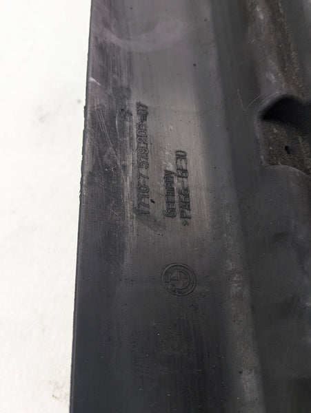 BMW E60 E61 M5 E63 E64 M6 Radiator Support Bracket Cover Trim 7519205 / 2282501