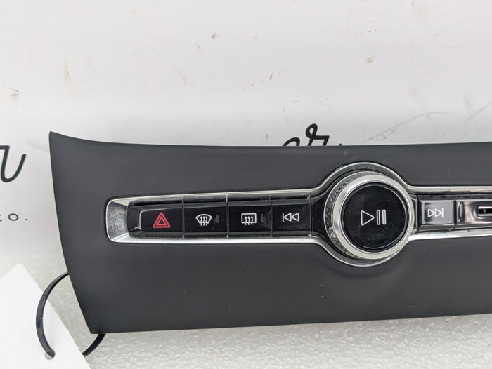 2021 Volvo V60 T6 R-Design Radio Control Panel W/Hazard Lights & Defroster Button 31398845