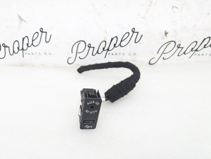 BMW F32 F33 F36 F30 F31 F34 4 & 3 Series USB/AUX Ports 9229246