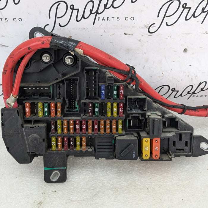 BMW E60 E61 550xi 545xi 535xi 530xi Rear Trunk Power Distribution Fuse Box 6906603
