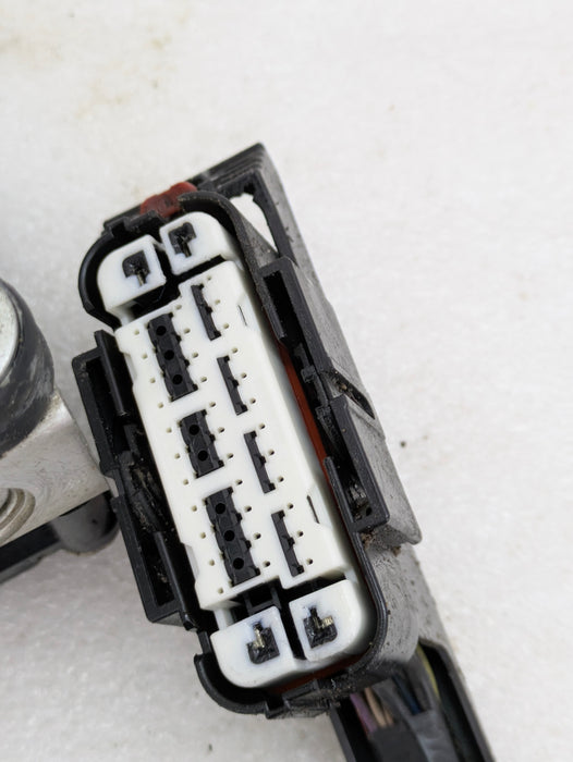 2015 Chevrolet 5th Gen Camaro 2SS ABS Anti-Lock Brake Hydraulic Pump Control Module