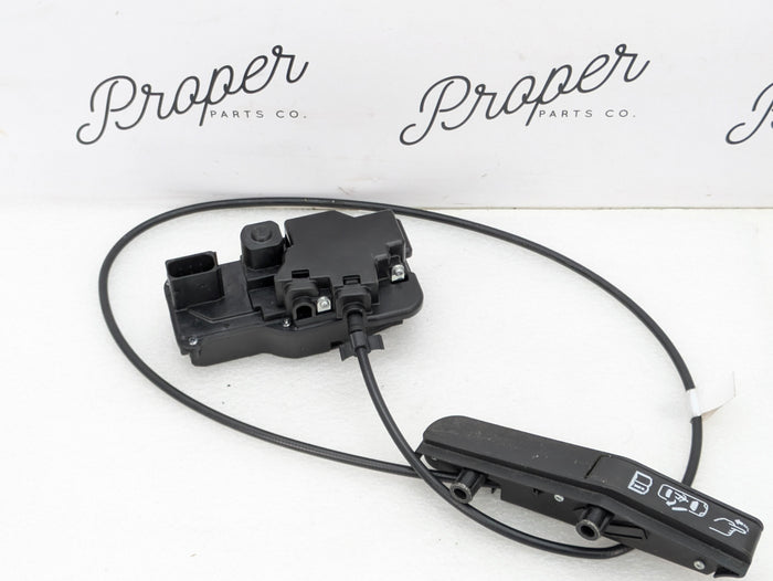 Chevrolet C7 Corvette Stingray Right/Passenger Side Door Lock/Latch Actuator Assembly 84080990/16920656 *NOTE*